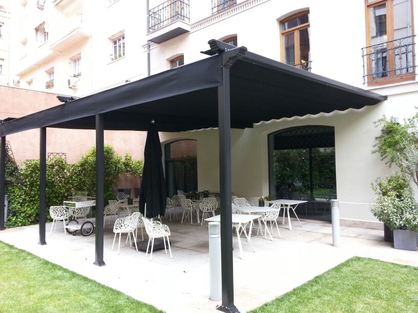 Toldos Chamorro toldo de hotel